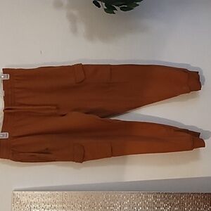 Men Joggers w/Drawstring